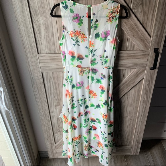 Calvin Klein Floral Dress - Picture 7 of 9